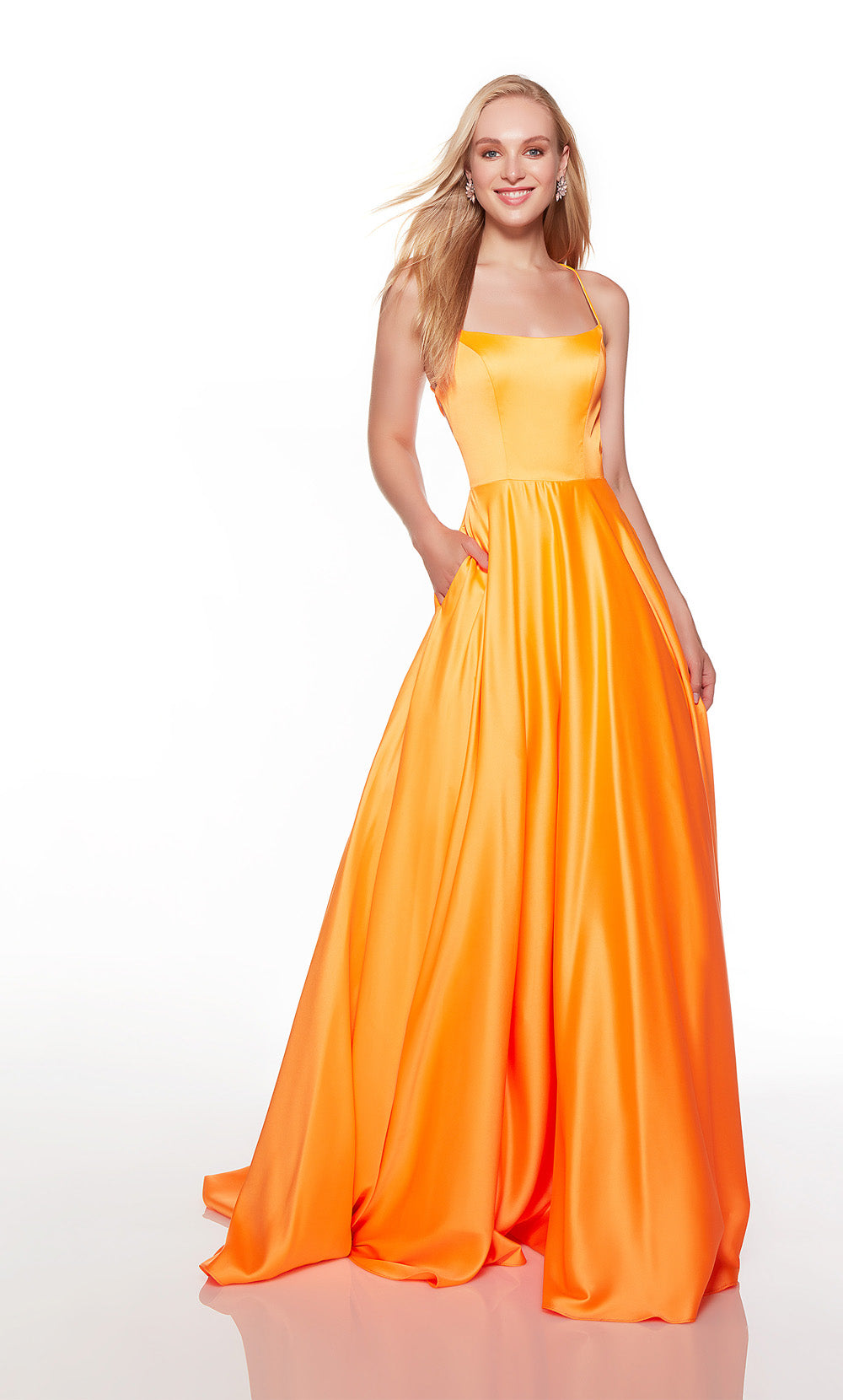 Alyce Paris 1761 The Secret Dress - lungo dritto attraverso un vestito di linea semplice