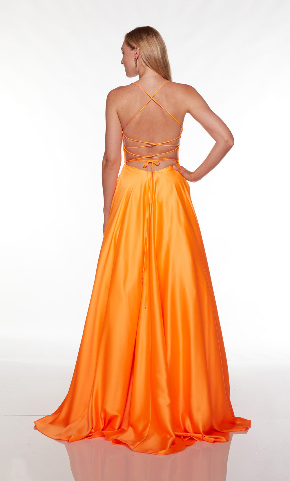 Alyce Paris 1761 The Secret Dress - lungo dritto attraverso un vestito di linea semplice