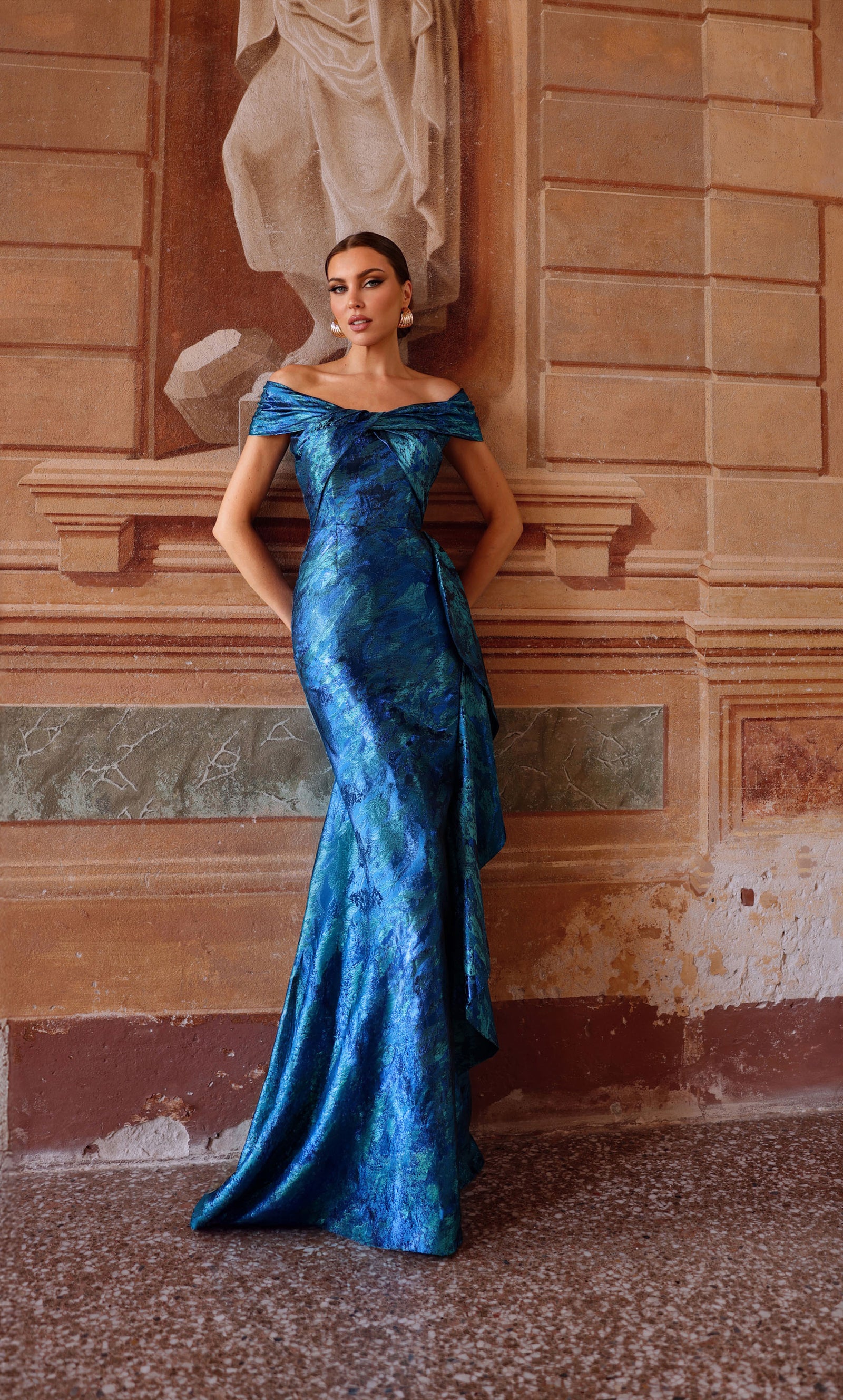 Alyce Paris 27737 Occasion spéciale au large de la robe de sirène chic de l'épaule