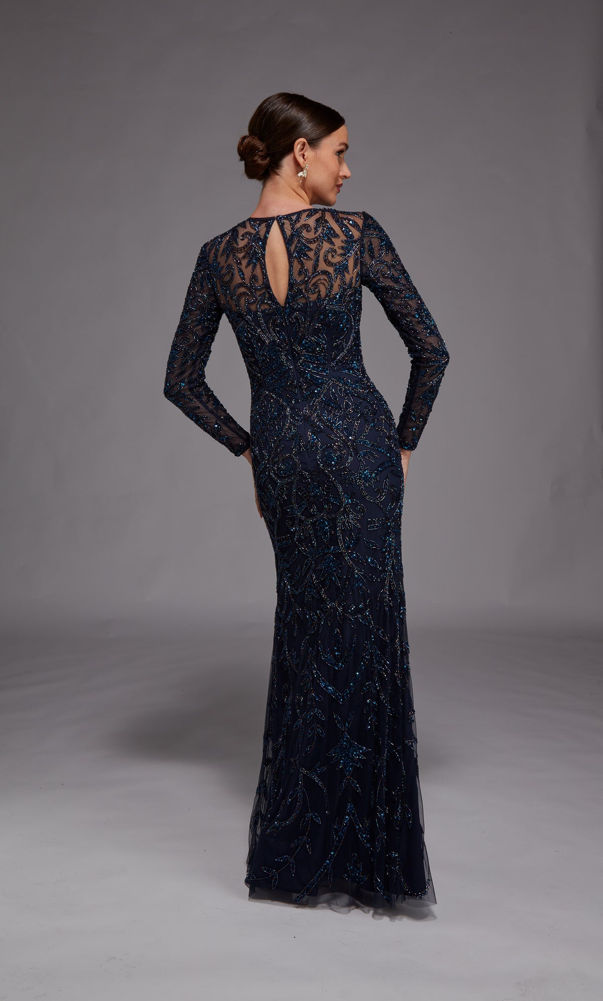Alyce Paris 27778 Vestido chique de decote de ilusão de ocasião especial