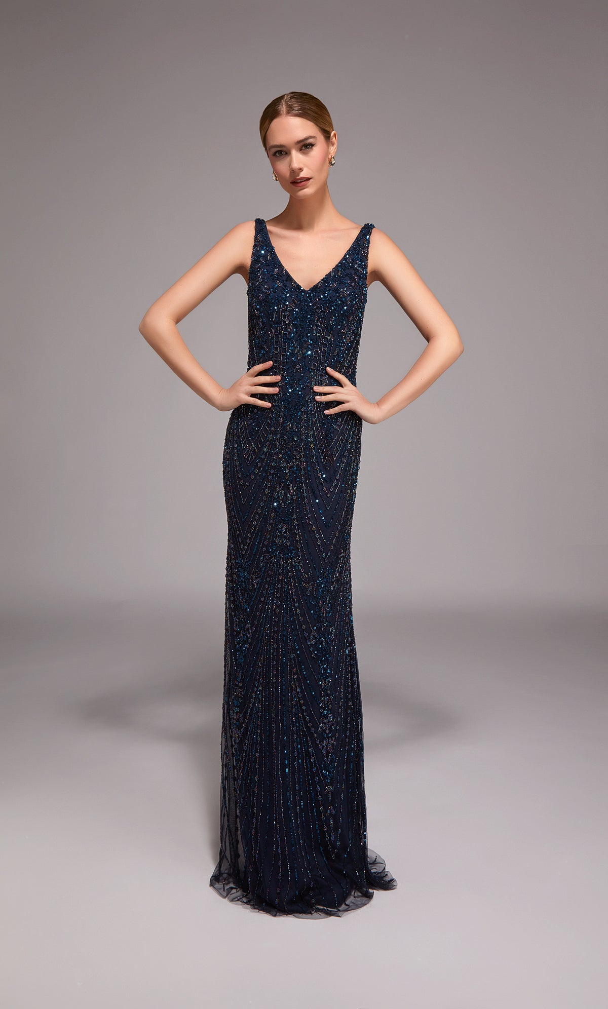 Alyce Paris 27786 Ocasión especial Vestido recto adornado