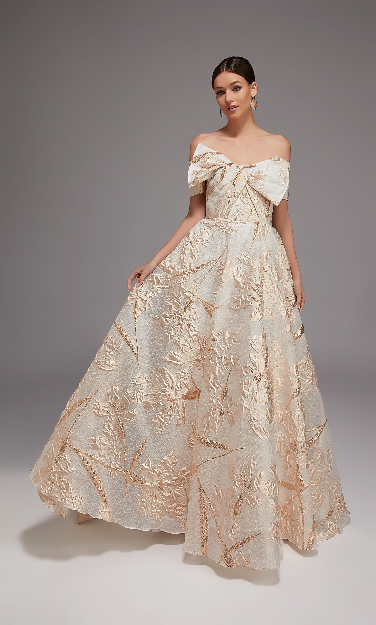 Alyce Paris 27804 Occasion spéciale au large du décolleté de l'épaule embelli une robe de ligne