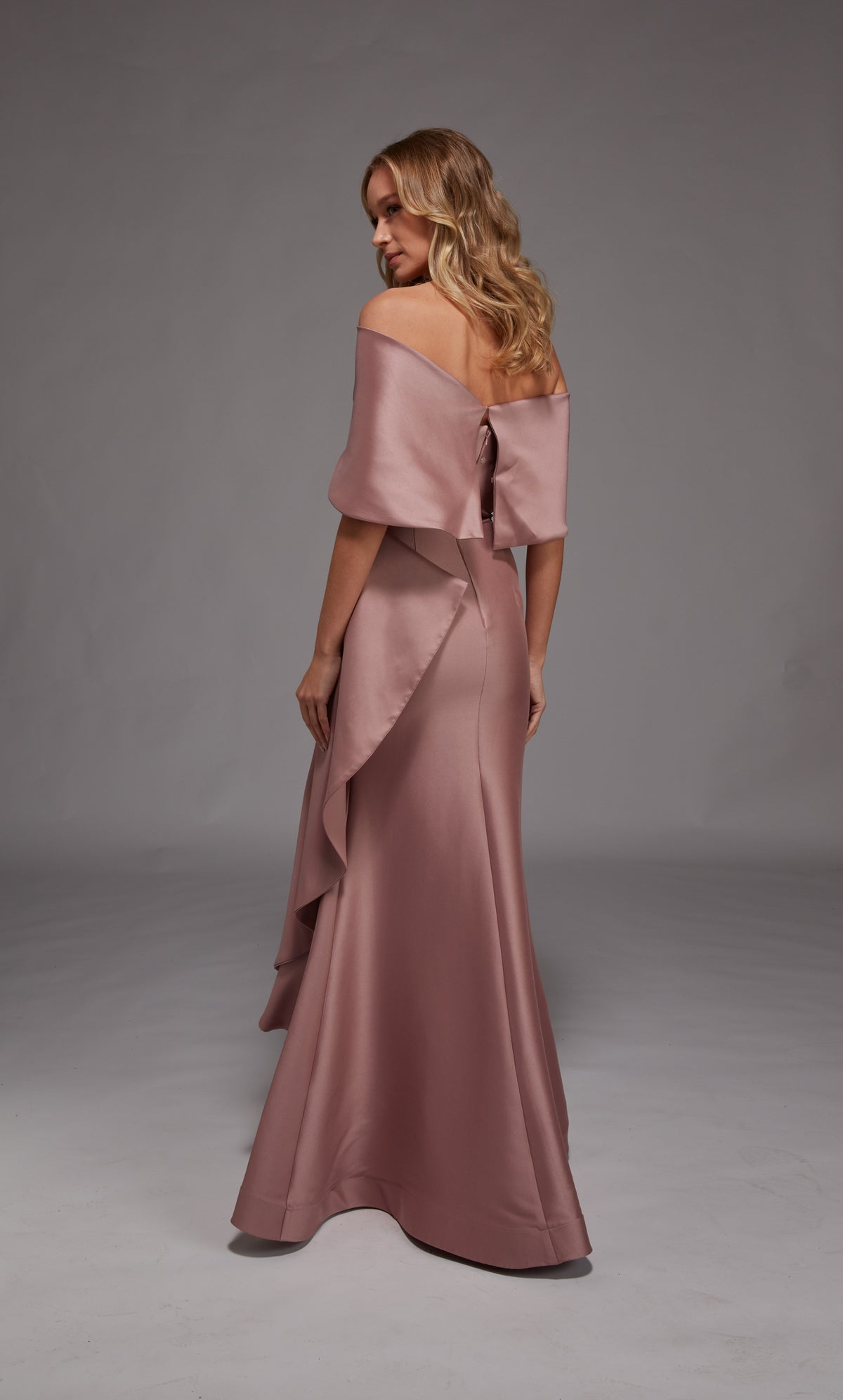 Alyce Paris 27822 Ocasión especial fuera del hombro Vestido de sirena elegante