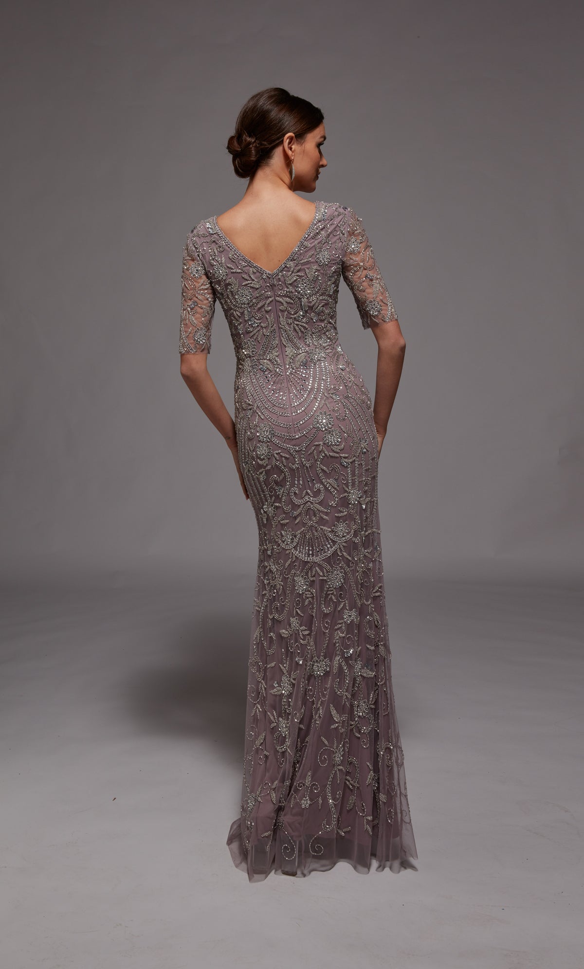 Alyce Paris 27824 Occasion spéciale Décolleté d'illusion modeste une robe de ligne