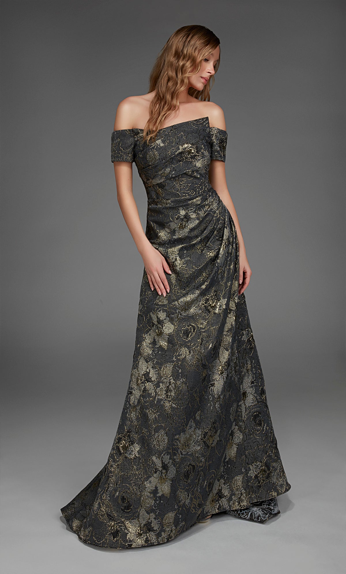 Alyce Paris 27828 Ocasión especial fuera del hombro Ruchada/drapeada un vestido de línea