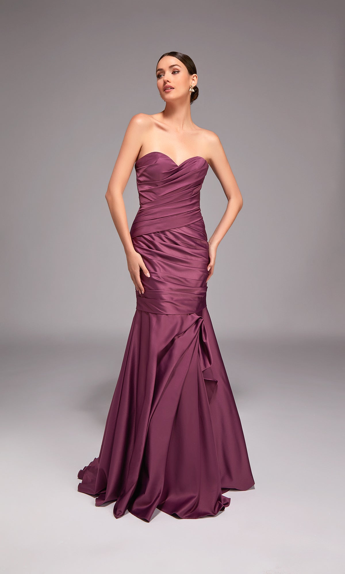 Alyce Paris 27836 Occasione speciale fuori dalla scollatura delle spalle Abito sirena arricciata/drappeggiata