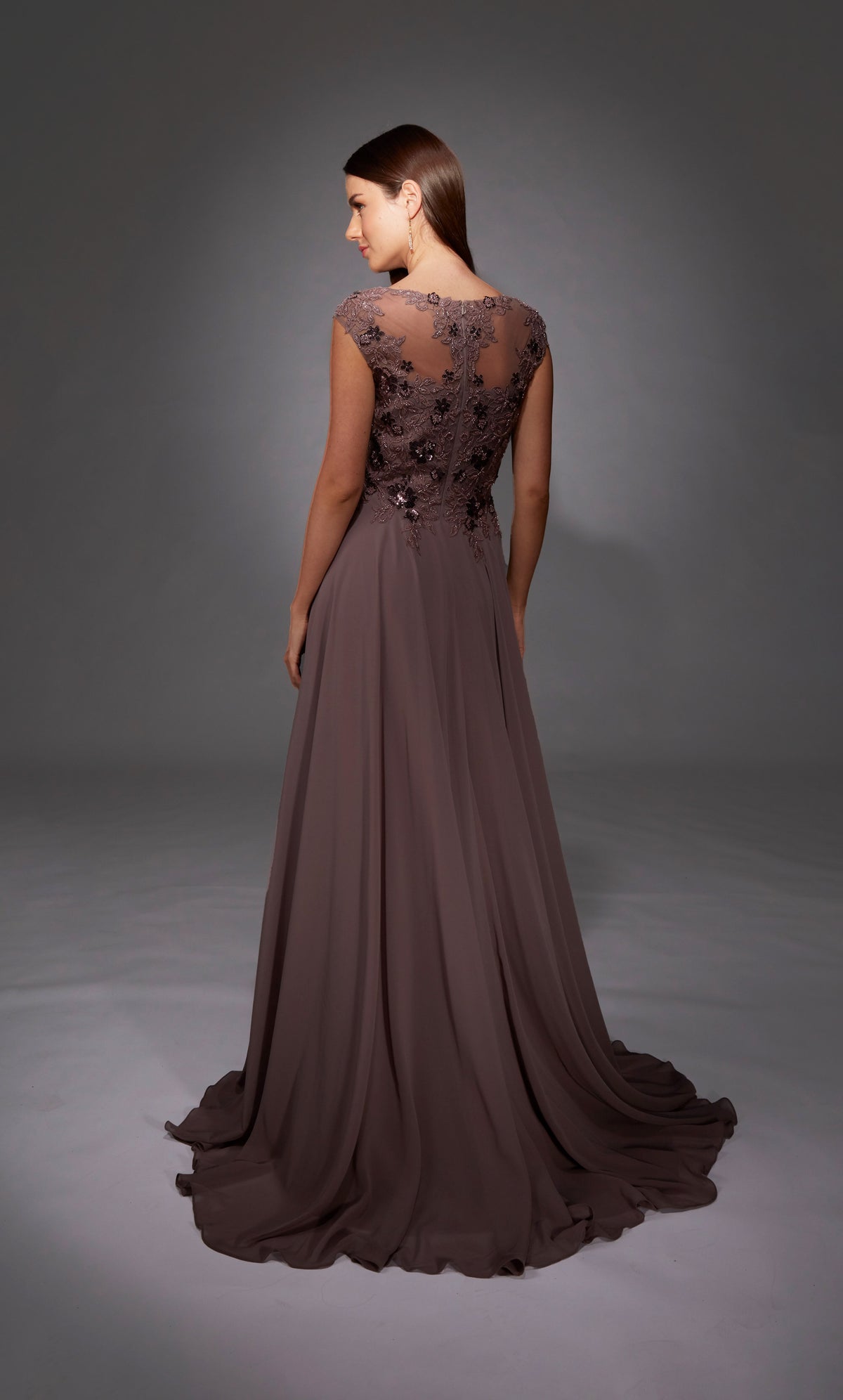 Alyce Paris 27842 Vestido de tren de escote de bote especial