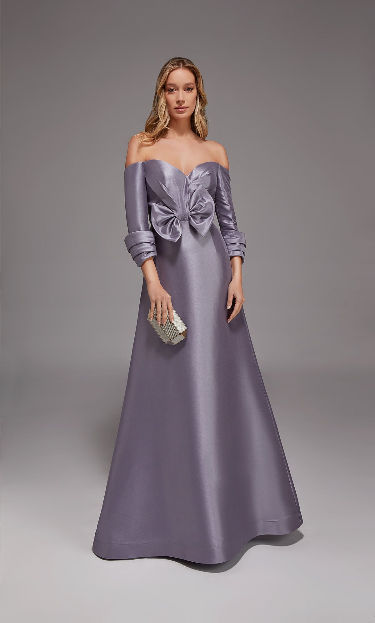 Alyce Paris 27859 Ocasión especial fuera del hombro Error chic un vestido de línea