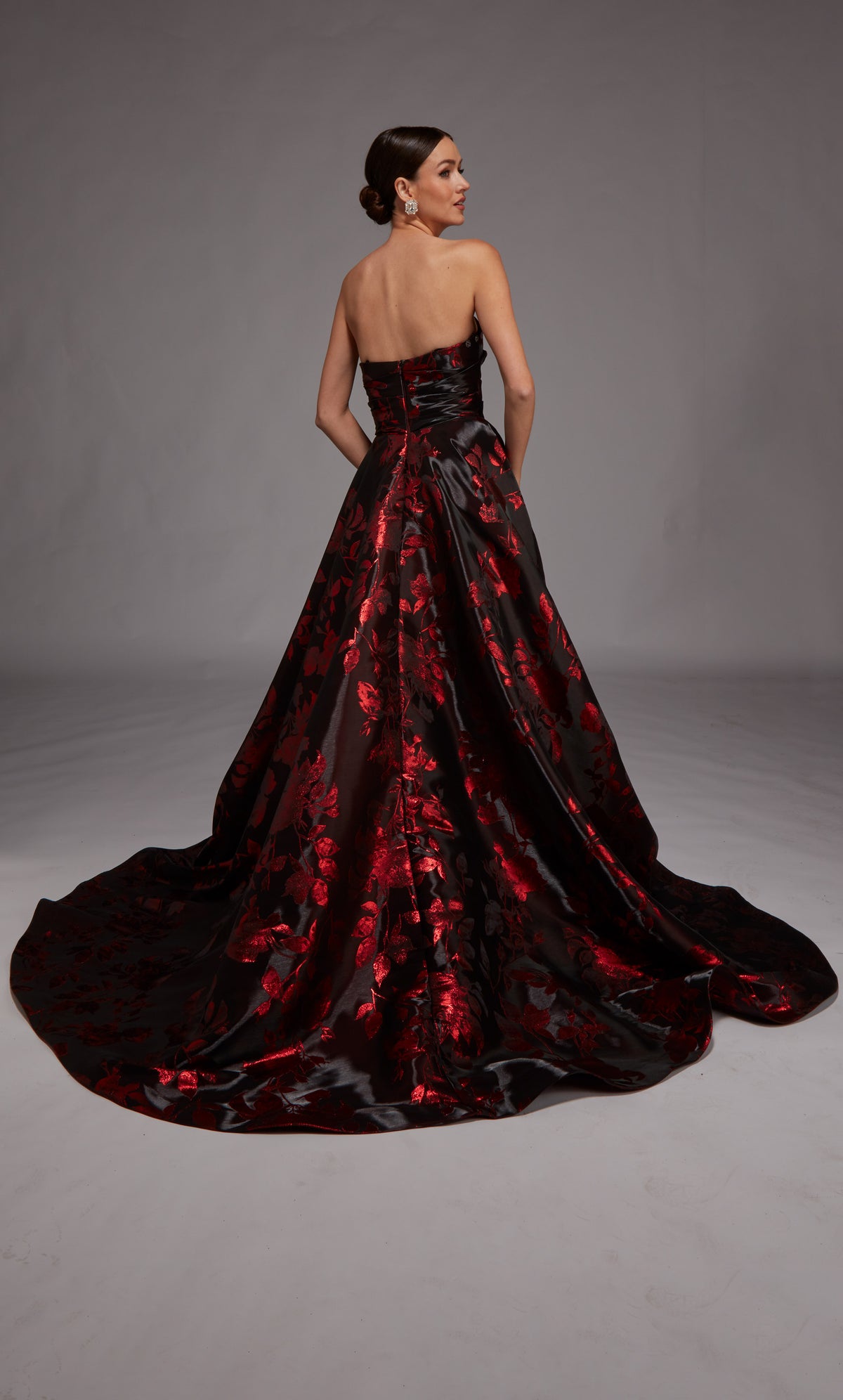 Alyce Paris 27862 Ocasião Especial de decote sem alças Treine um vestido de linha