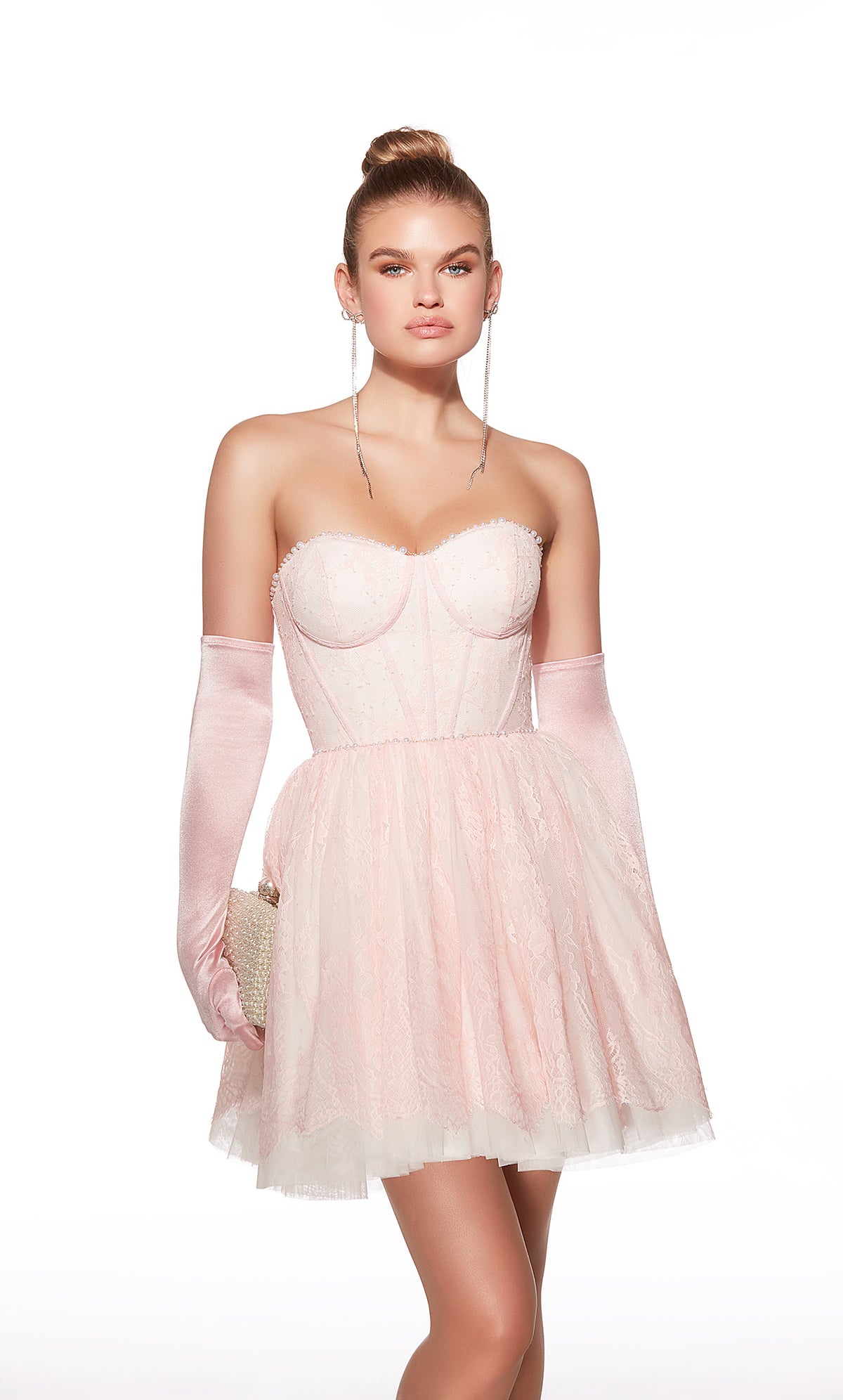 Alyce Paris 30041 Homecoming Court décolleté en cœur