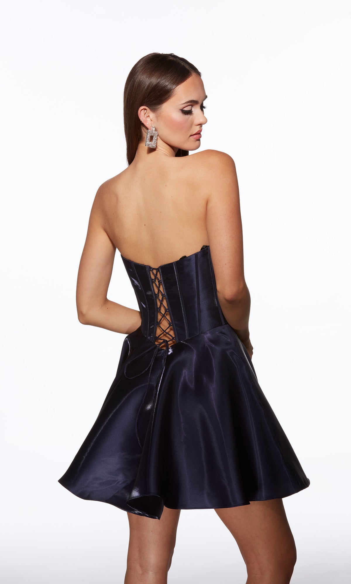 Alyce Paris 30058 Caso -decote curto de casinha corset um vestido de linha