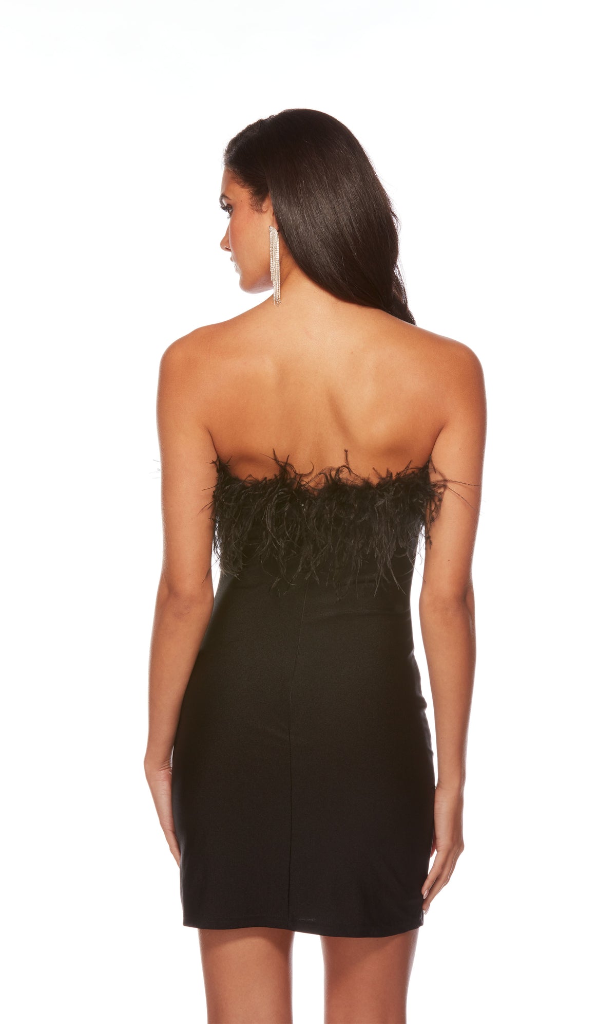 Alyce Paris 4524 Homecoming Vestido recto simple sin tirantes