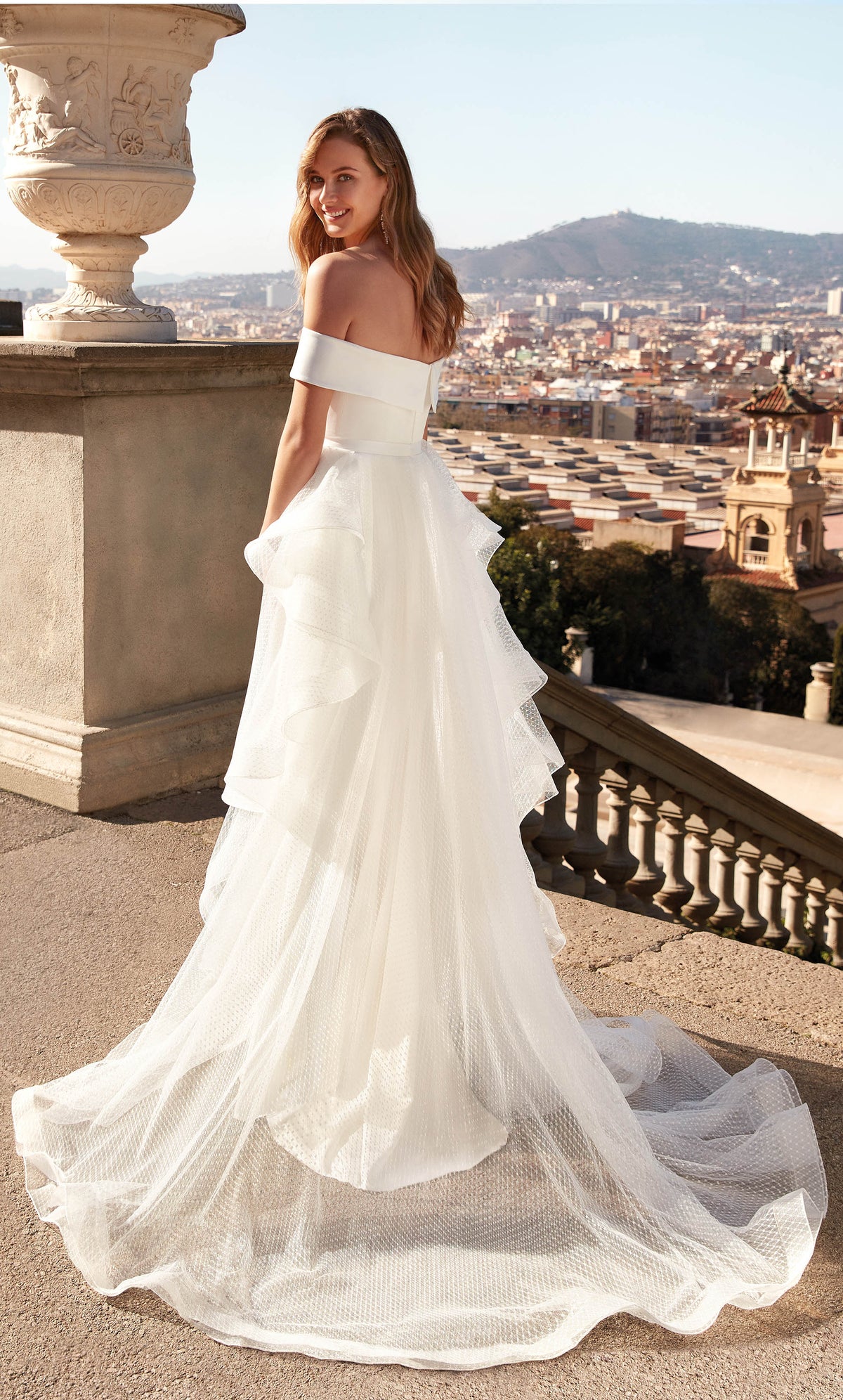 Alyce Paris 7020 Bridal Off the Shoulder Train Fit and Flare Vestido