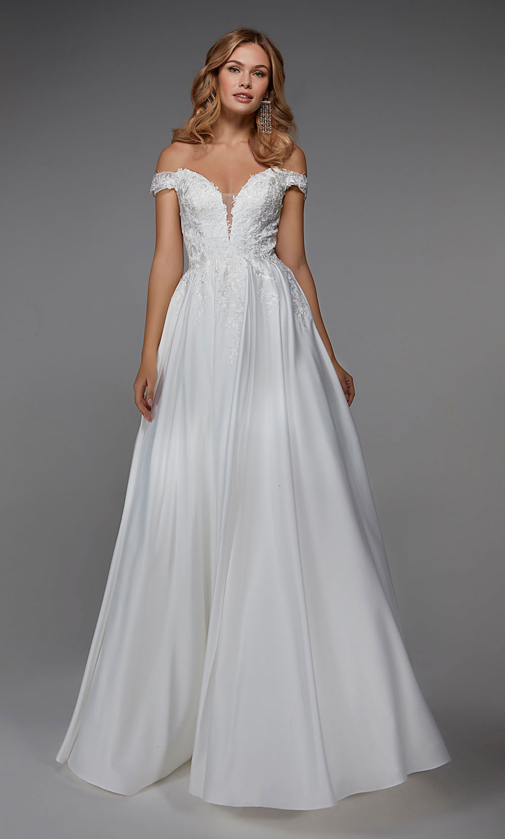 Alyce Paris 7034 Bridal hors de l'épaule élégante une robe de ligne