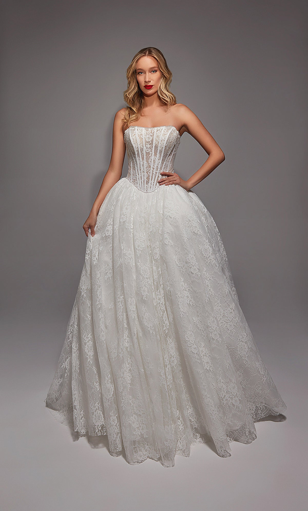 Alyce Paris 7149 Robe de bal de balle de retour sans bretelles Bridal Back