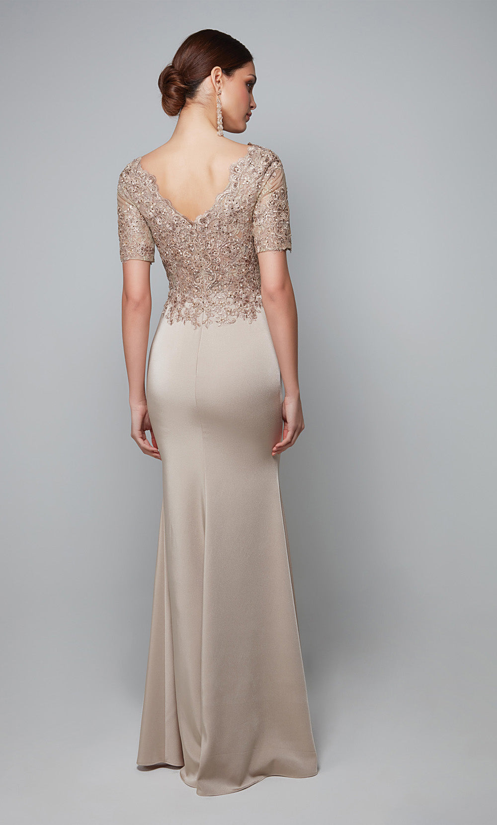 Alyce Paris 27615 Ocasião Especial Vestido Straighto de Neck V.