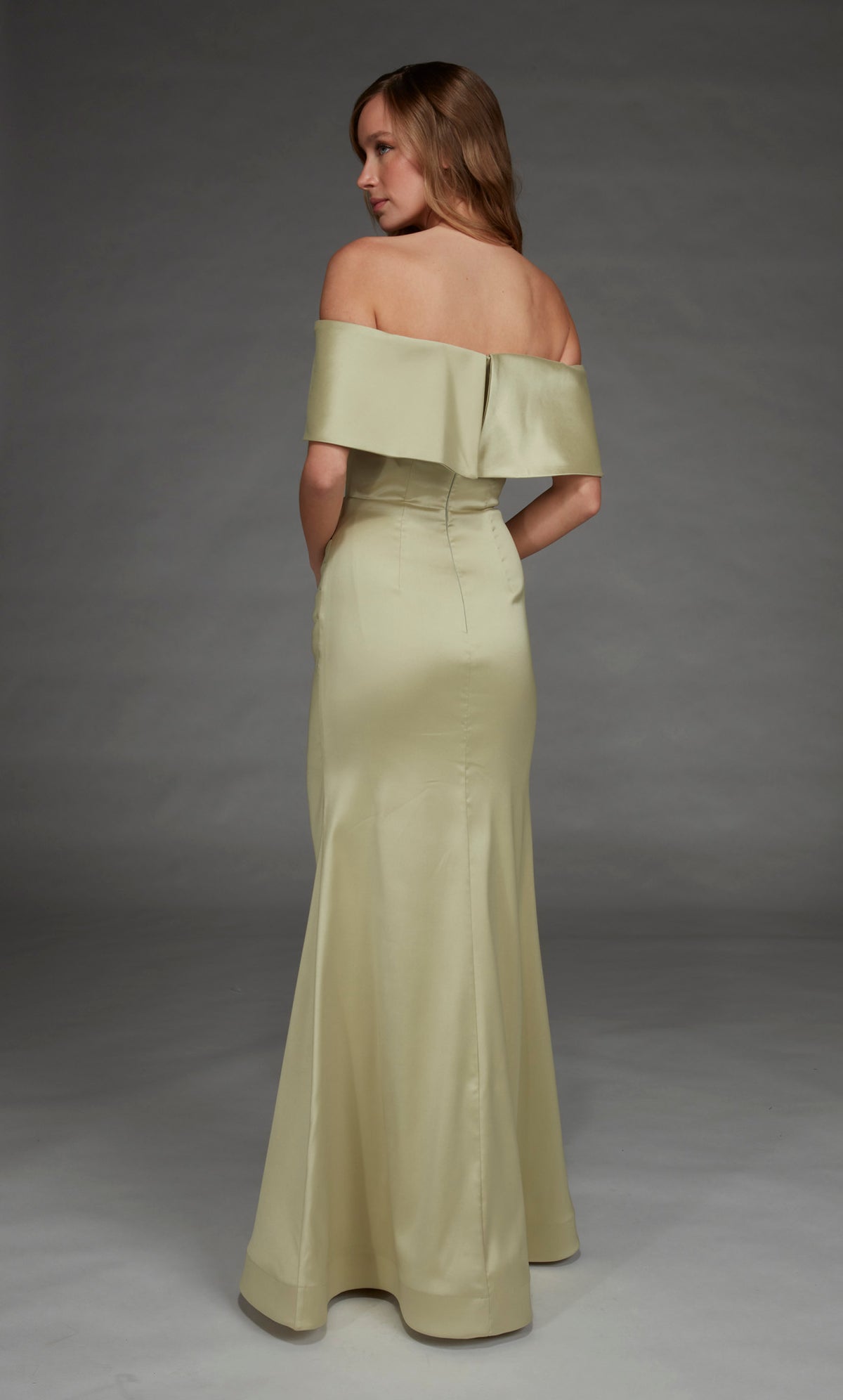 ALYCE Paris 27916 Special Occasion Off The Shoulder Neckline Ruched/draped Straight Dress