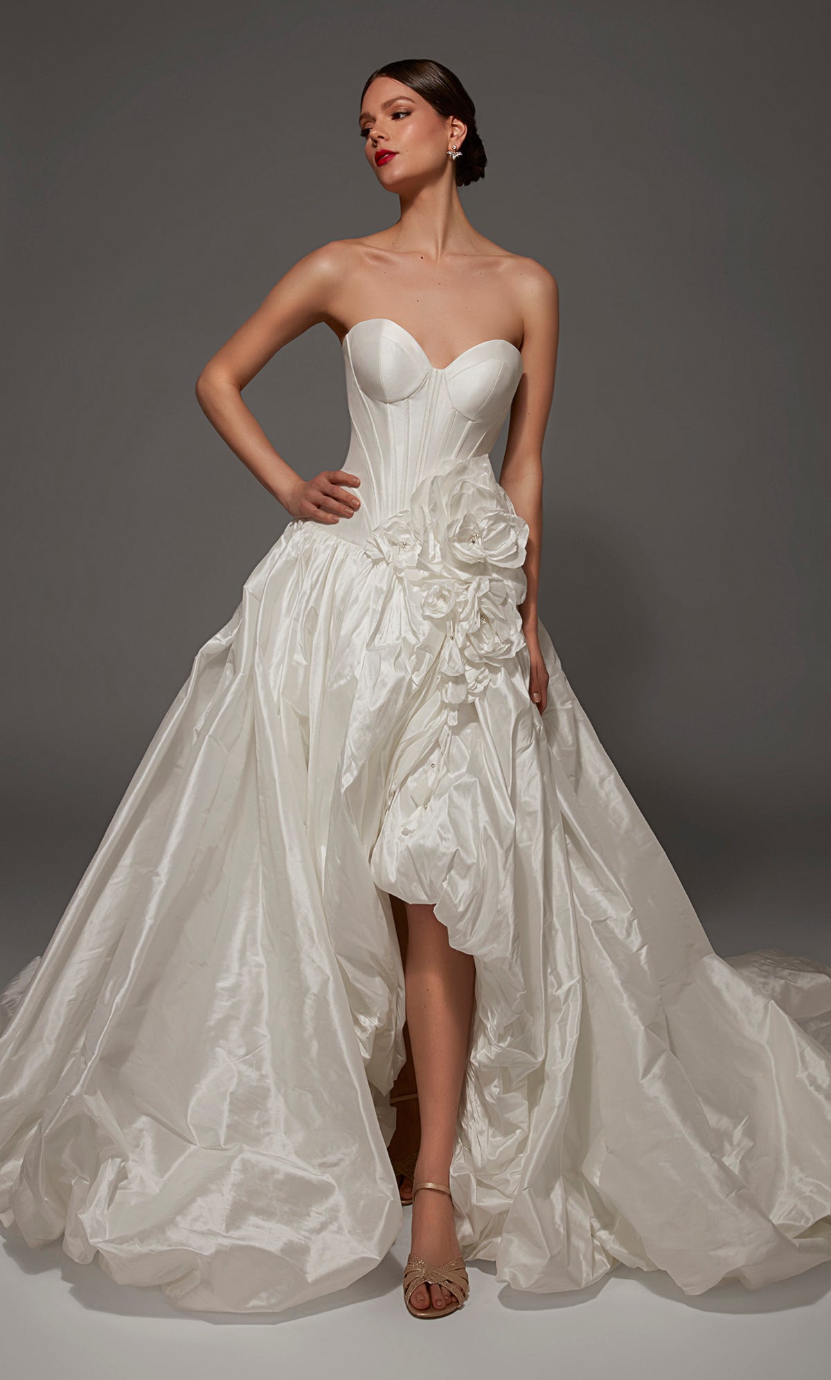 ALYCE Paris 50000 Bridal Cat-eye Neckline Buttons Ballgown Dress