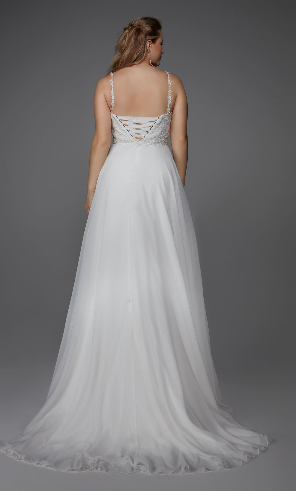 Alyce Paris 7018 Abito fluido abbellito da sposa