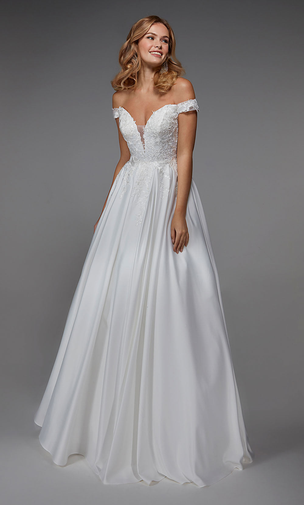 Alyce Paris 7034 Bridal Off the ombro elegante um vestido de linha