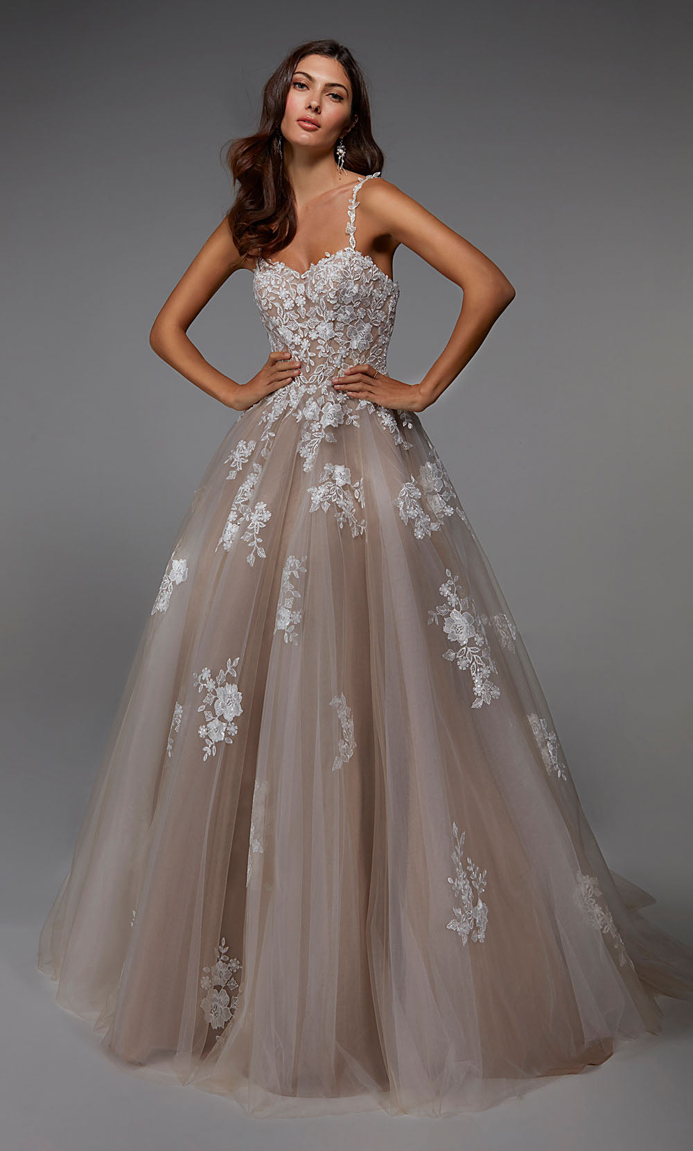 Alyce Paris 7043 Robe de balle de balle de mariée nuptiale