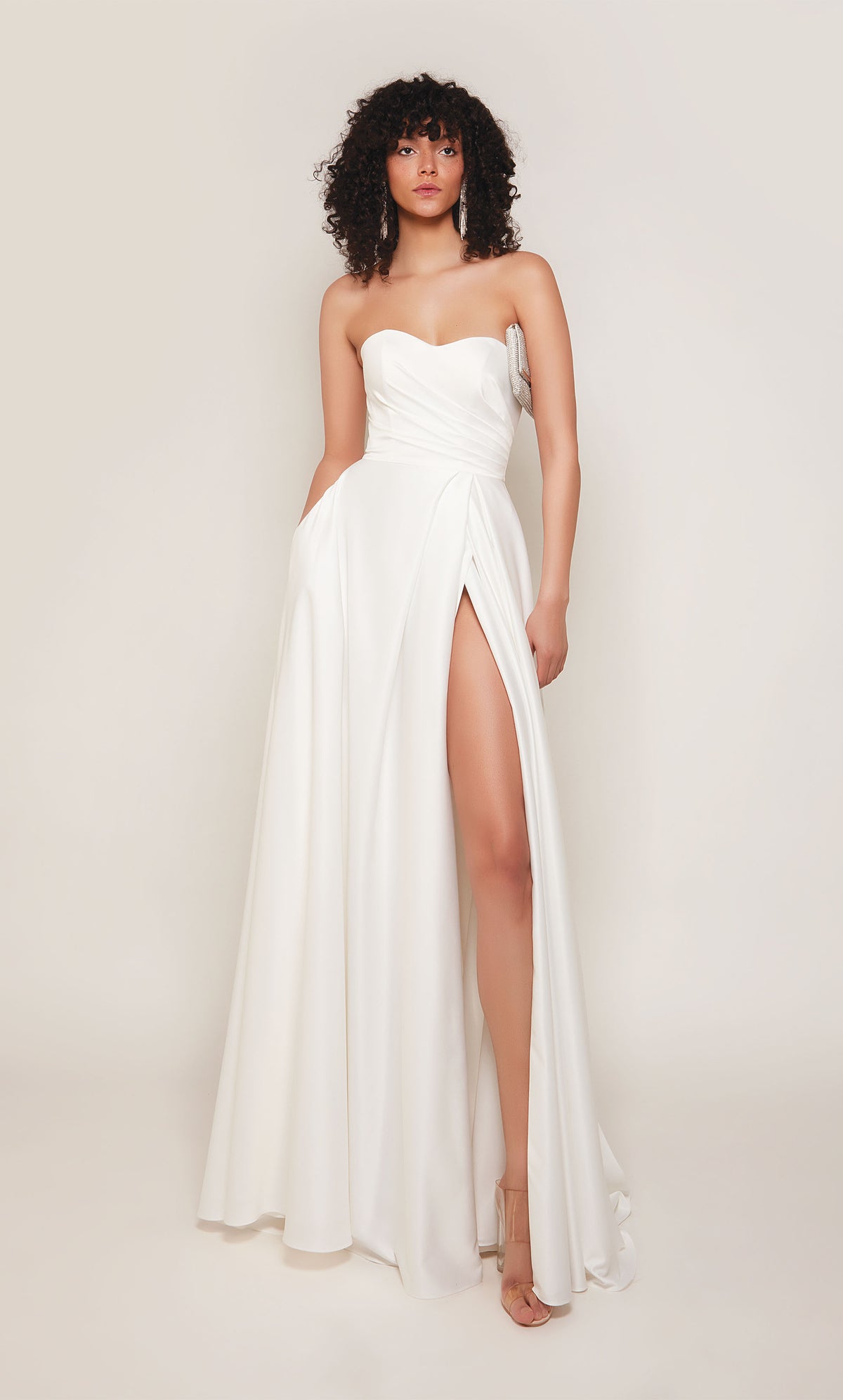 Alyce Paris 7088 Bridal Sweetheart Train une robe de ligne