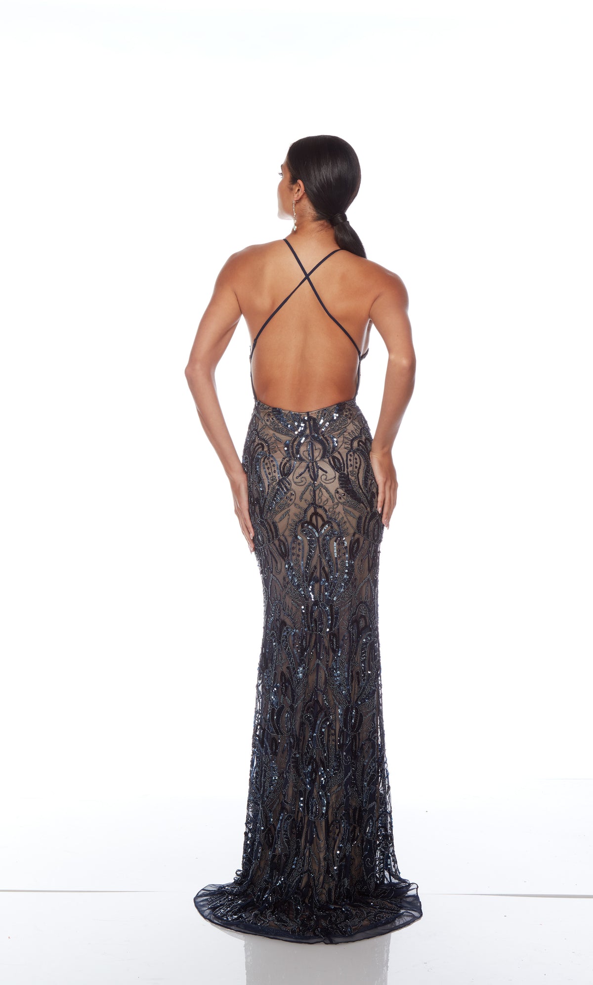 Elegant midnight-nude formal gown: Hand-beaded, V neckline, spaghetti straps, strappy back, and intricate paisley-patterned design for an chic and sophisticated look.