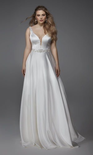 Formal Dress: 1422. Long, Plunging Neckline, A-Line Alyce Paris